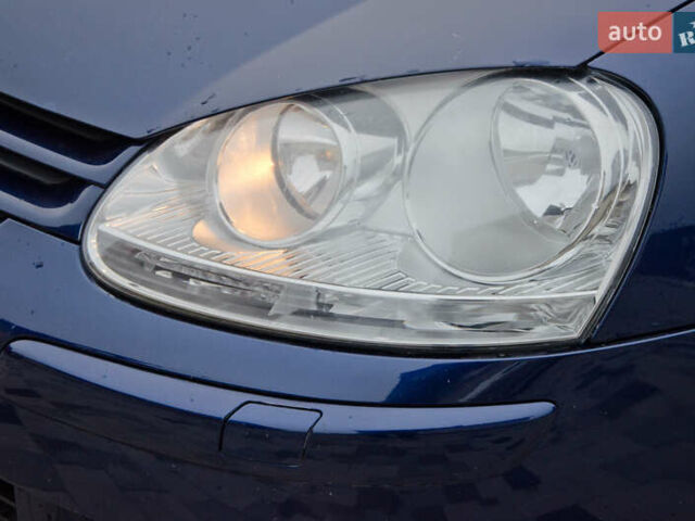 Синий Фольксваген Гольф, объемом двигателя 1.6 л и пробегом 252 тыс. км за 6199 $, фото 24 на Automoto.ua