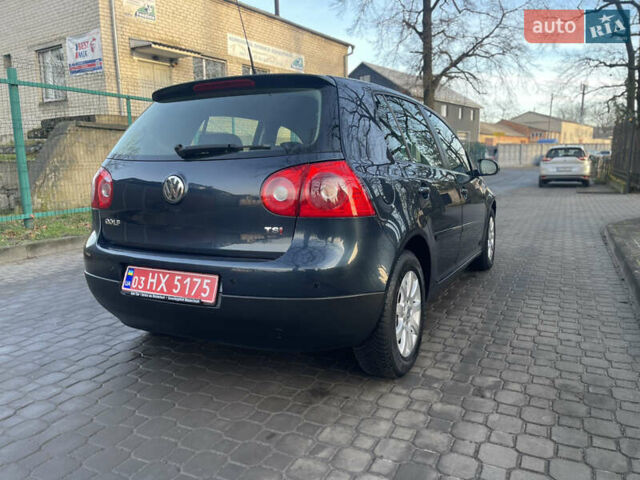 Синий Фольксваген Гольф, объемом двигателя 1.4 л и пробегом 228 тыс. км за 5499 $, фото 21 на Automoto.ua