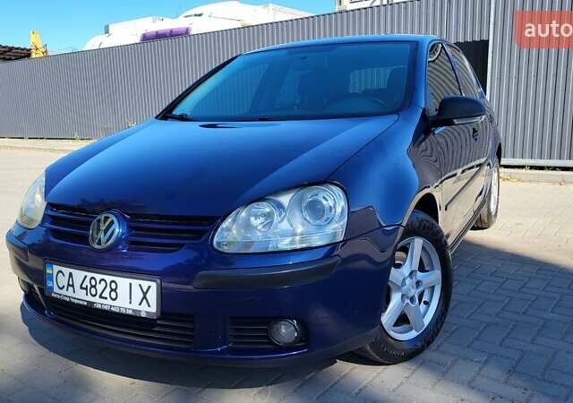 Синій Фольксваген Гольф, об'ємом двигуна 1.6 л та пробігом 330 тис. км за 6900 $, фото 6 на Automoto.ua
