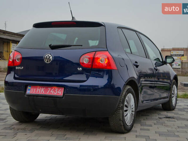 Синий Фольксваген Гольф, объемом двигателя 1.6 л и пробегом 252 тыс. км за 6199 $, фото 18 на Automoto.ua