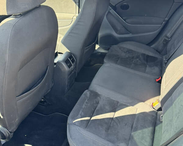 Синий Фольксваген Гольф, объемом двигателя 1.39 л и пробегом 280 тыс. км за 8000 $, фото 6 на Automoto.ua