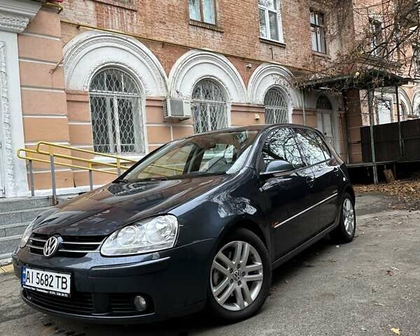 Синий Фольксваген Гольф, объемом двигателя 1.39 л и пробегом 230 тыс. км за 5500 $, фото 11 на Automoto.ua