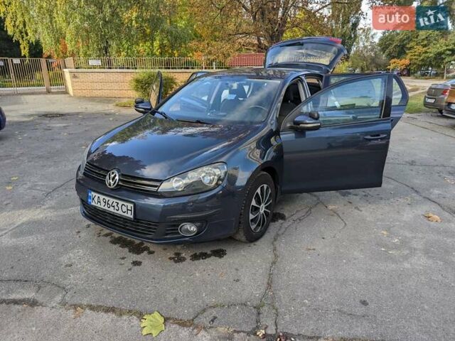 Синий Фольксваген Гольф, объемом двигателя 1.4 л и пробегом 256 тыс. км за 6000 $, фото 1 на Automoto.ua