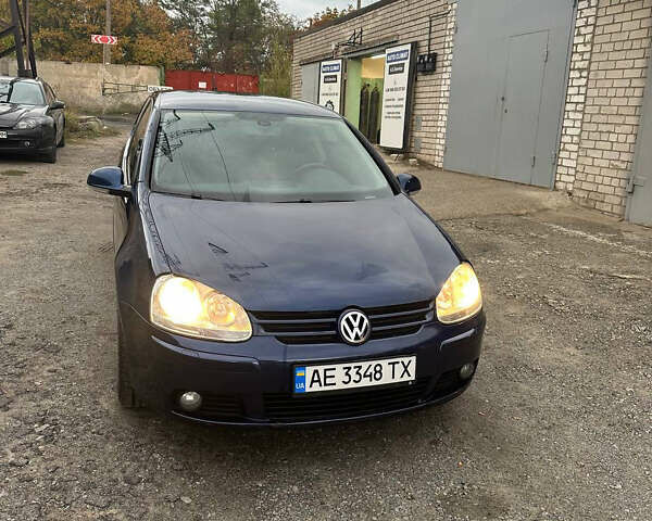 Синий Фольксваген Гольф, объемом двигателя 1.4 л и пробегом 235 тыс. км за 4600 $, фото 4 на Automoto.ua