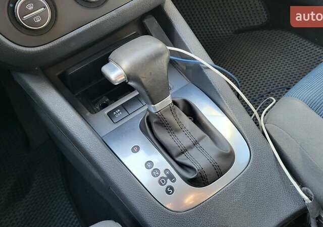 Синій Фольксваген Гольф, об'ємом двигуна 1.6 л та пробігом 330 тис. км за 6900 $, фото 31 на Automoto.ua