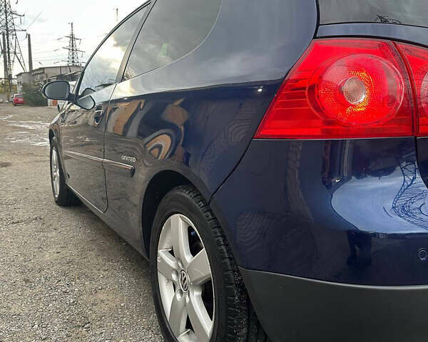 Синий Фольксваген Гольф, объемом двигателя 1.4 л и пробегом 235 тыс. км за 4600 $, фото 8 на Automoto.ua