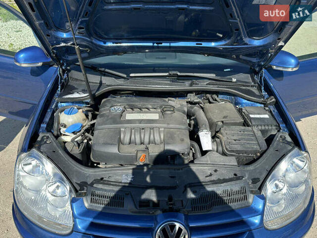 Синій Фольксваген Гольф, об'ємом двигуна 1.6 л та пробігом 231 тис. км за 5900 $, фото 23 на Automoto.ua