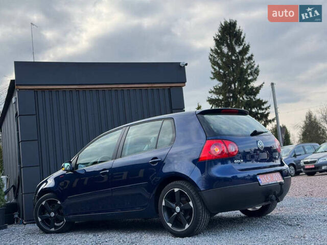 Синий Фольксваген Гольф, объемом двигателя 1.6 л и пробегом 197 тыс. км за 5777 $, фото 22 на Automoto.ua