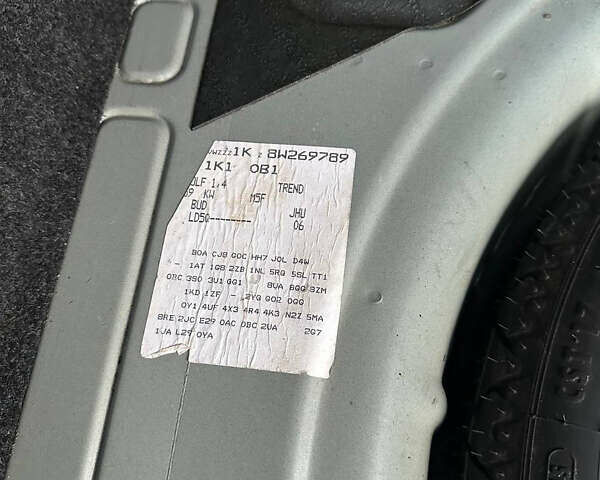 Синий Фольксваген Гольф, объемом двигателя 1.4 л и пробегом 235 тыс. км за 4600 $, фото 15 на Automoto.ua