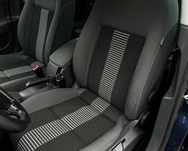 Синий Фольксваген Гольф, объемом двигателя 1.6 л и пробегом 190 тыс. км за 6900 $, фото 36 на Automoto.ua