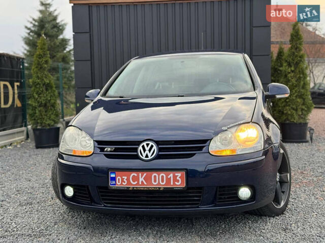 Синий Фольксваген Гольф, объемом двигателя 1.6 л и пробегом 197 тыс. км за 5777 $, фото 3 на Automoto.ua