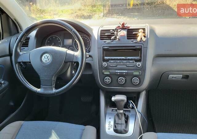 Синій Фольксваген Гольф, об'ємом двигуна 1.6 л та пробігом 330 тис. км за 6900 $, фото 28 на Automoto.ua