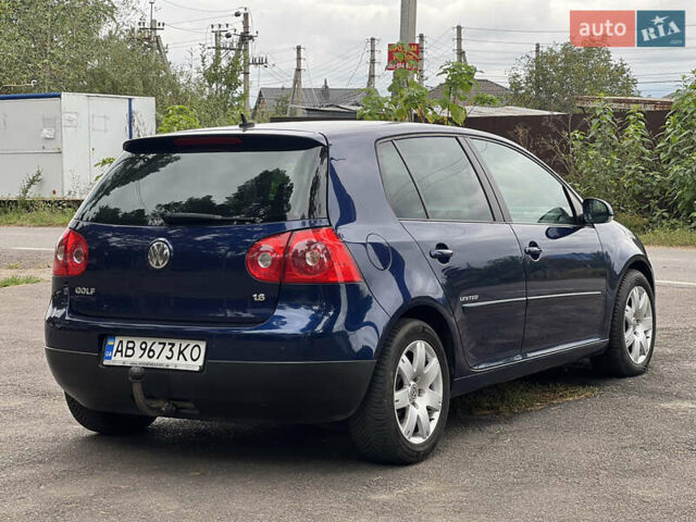 Синий Фольксваген Гольф, объемом двигателя 1.6 л и пробегом 237 тыс. км за 6700 $, фото 4 на Automoto.ua