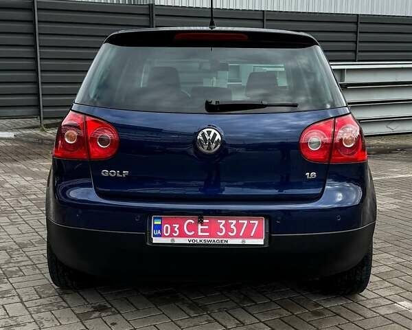 Синій Фольксваген Гольф, об'ємом двигуна 1.6 л та пробігом 200 тис. км за 6999 $, фото 9 на Automoto.ua