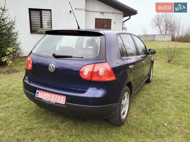 Синий Фольксваген Гольф, объемом двигателя 1.6 л и пробегом 231 тыс. км за 5700 $, фото 5 на Automoto.ua