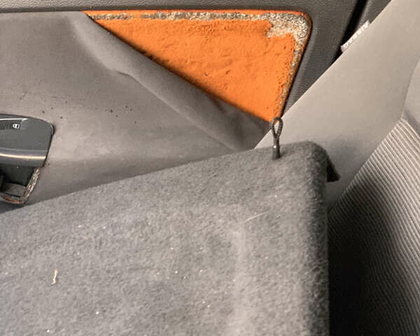 Синий Фольксваген Гольф, объемом двигателя 1.6 л и пробегом 200 тыс. км за 3000 $, фото 6 на Automoto.ua