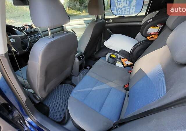 Синій Фольксваген Гольф, об'ємом двигуна 1.6 л та пробігом 330 тис. км за 6900 $, фото 21 на Automoto.ua