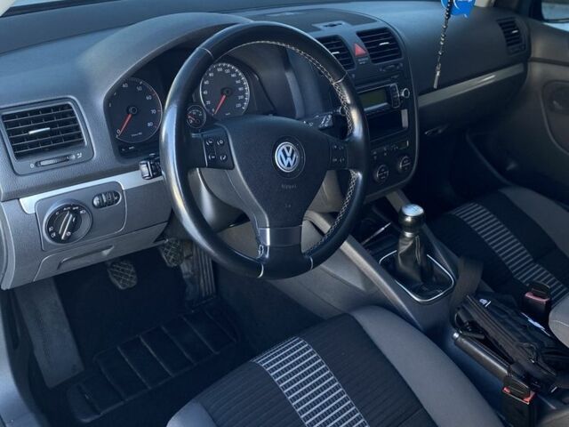 Синій Фольксваген Гольф, об'ємом двигуна 1.4 л та пробігом 208 тис. км за 5950 $, фото 6 на Automoto.ua