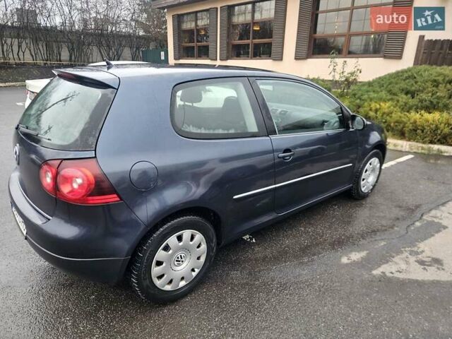 Синій Фольксваген Гольф, об'ємом двигуна 1.39 л та пробігом 226 тис. км за 4800 $, фото 9 на Automoto.ua