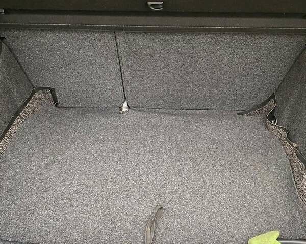 Синий Фольксваген Гольф, объемом двигателя 1.39 л и пробегом 255 тыс. км за 5700 $, фото 11 на Automoto.ua