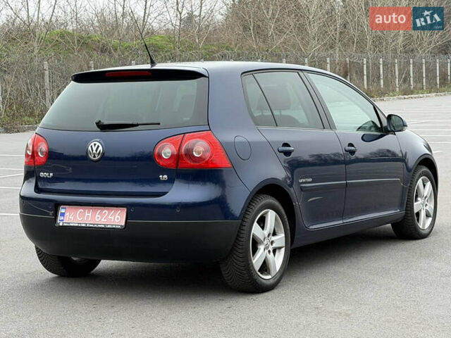 Синій Фольксваген Гольф, об'ємом двигуна 1.6 л та пробігом 174 тис. км за 7200 $, фото 6 на Automoto.ua