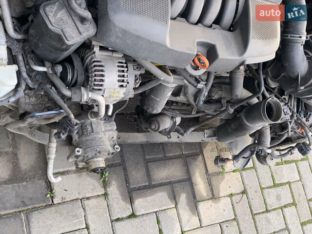 Синий Фольксваген Гольф, объемом двигателя 1.6 л и пробегом 200 тыс. км за 3000 $, фото 10 на Automoto.ua