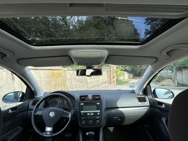 Синий Фольксваген Гольф, объемом двигателя 1.6 л и пробегом 217 тыс. км за 6750 $, фото 7 на Automoto.ua