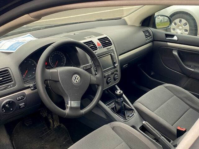 Синій Фольксваген Гольф, об'ємом двигуна 1.6 л та пробігом 0 тис. км за 6000 $, фото 4 на Automoto.ua