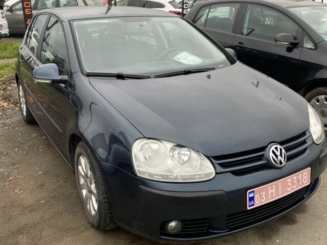 Синий Фольксваген Гольф, объемом двигателя 1.6 л и пробегом 230 тыс. км за 6000 $, фото 1 на Automoto.ua