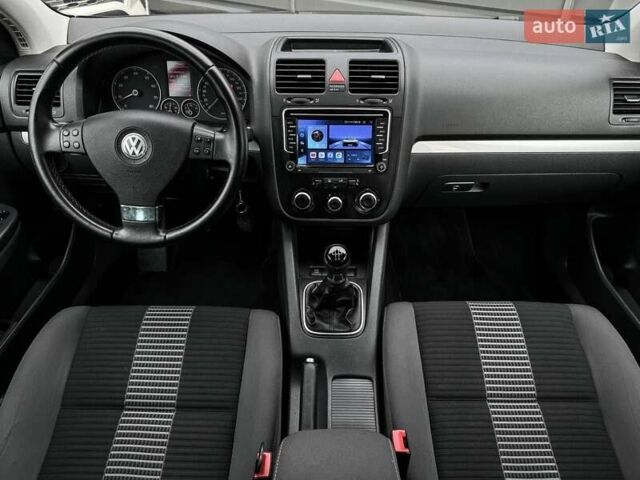 Синій Фольксваген Гольф, об'ємом двигуна 1.6 л та пробігом 200 тис. км за 6999 $, фото 46 на Automoto.ua