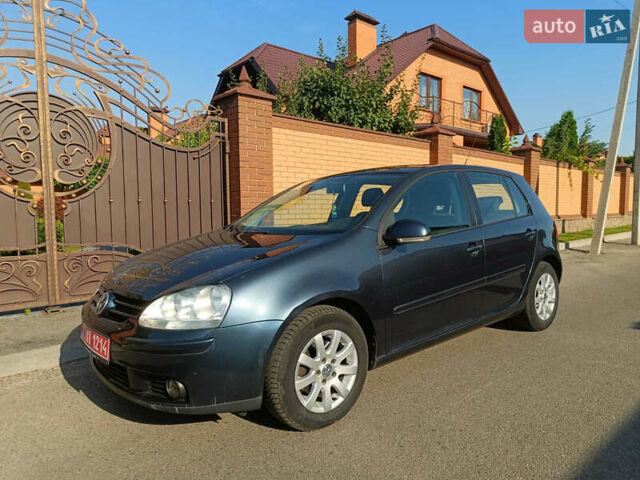 Фольксваген Гольф 2008 в Александрие на Automoto.ua Синий Фольксваген Гольф, объемом двигателя 0 л и пробегом 210 тыс. км за 6350 $, фото 1 на Automoto.ua