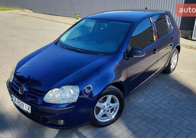 Синій Фольксваген Гольф, об'ємом двигуна 1.6 л та пробігом 330 тис. км за 6900 $, фото 14 на Automoto.ua