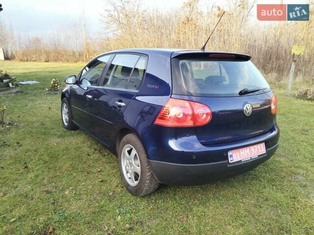 Синий Фольксваген Гольф, объемом двигателя 1.6 л и пробегом 231 тыс. км за 5700 $, фото 8 на Automoto.ua