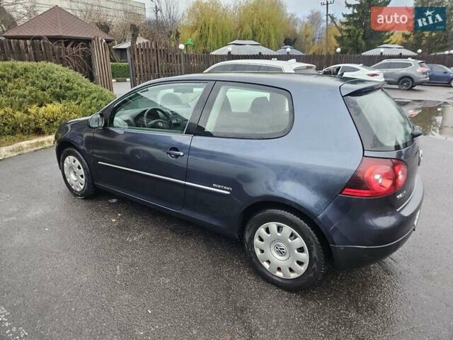 Синій Фольксваген Гольф, об'ємом двигуна 1.39 л та пробігом 226 тис. км за 4800 $, фото 15 на Automoto.ua