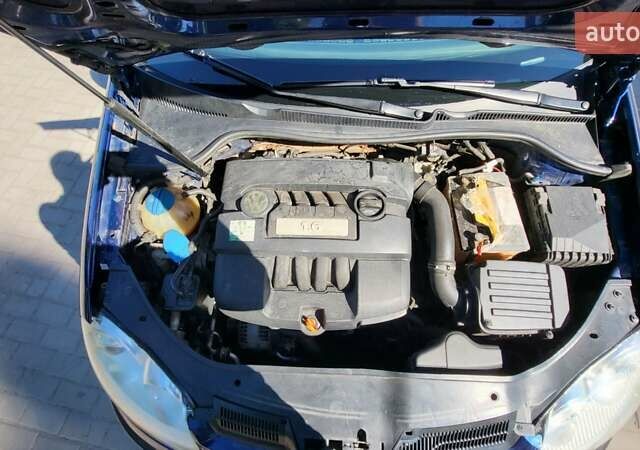Синій Фольксваген Гольф, об'ємом двигуна 1.6 л та пробігом 330 тис. км за 6900 $, фото 35 на Automoto.ua