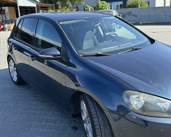 Синий Фольксваген Гольф, объемом двигателя 1.39 л и пробегом 280 тыс. км за 8000 $, фото 10 на Automoto.ua