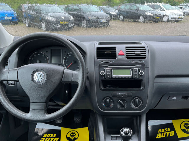 Синий Фольксваген Гольф, объемом двигателя 1.4 л и пробегом 230 тыс. км за 5600 $, фото 15 на Automoto.ua