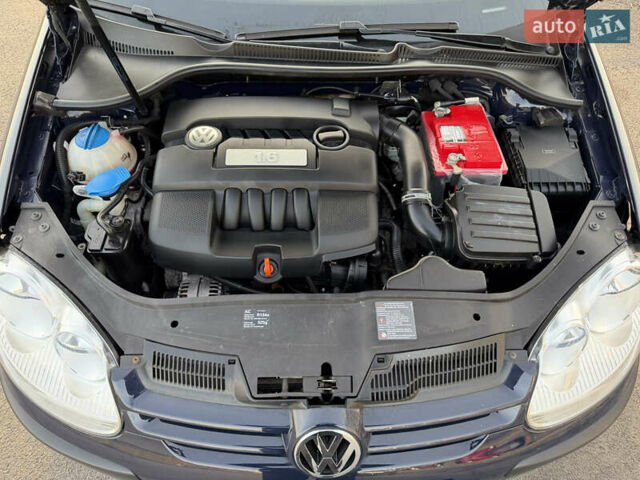 Синій Фольксваген Гольф, об'ємом двигуна 1.6 л та пробігом 215 тис. км за 8199 $, фото 50 на Automoto.ua