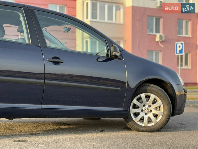 Синій Фольксваген Гольф, об'ємом двигуна 1.6 л та пробігом 215 тис. км за 8199 $, фото 17 на Automoto.ua