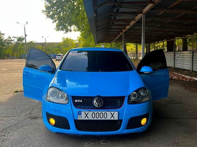 Синій Фольксваген Гольф, об'ємом двигуна 2 л та пробігом 200 тис. км за 7800 $, фото 2 на Automoto.ua