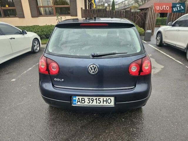 Синій Фольксваген Гольф, об'ємом двигуна 1.39 л та пробігом 226 тис. км за 4800 $, фото 10 на Automoto.ua