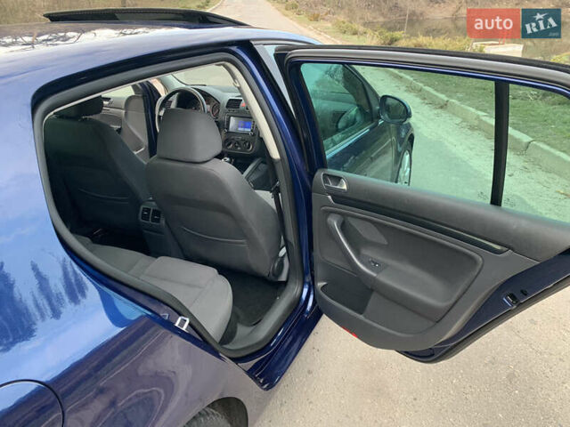 Синій Фольксваген Гольф, об'ємом двигуна 1.4 л та пробігом 208 тис. км за 6300 $, фото 13 на Automoto.ua