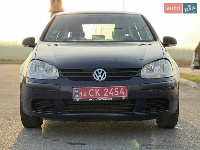 Синій Фольксваген Гольф, об'ємом двигуна 1.6 л та пробігом 215 тис. км за 8199 $, фото 4 на Automoto.ua