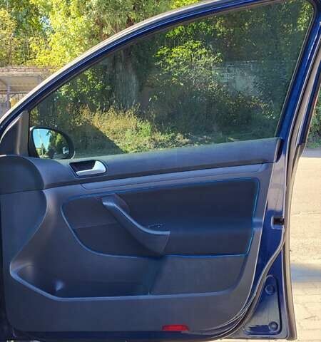 Синій Фольксваген Гольф, об'ємом двигуна 1.6 л та пробігом 330 тис. км за 6900 $, фото 27 на Automoto.ua