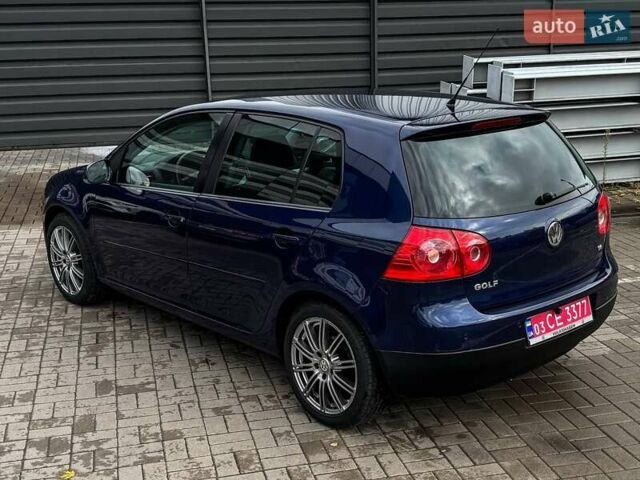 Синій Фольксваген Гольф, об'ємом двигуна 1.6 л та пробігом 200 тис. км за 6999 $, фото 4 на Automoto.ua