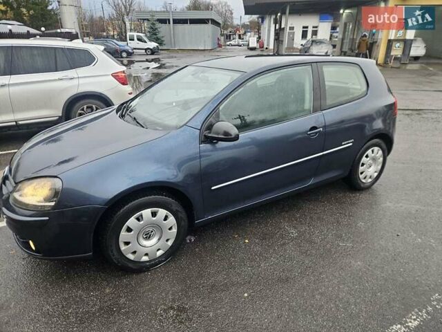 Синій Фольксваген Гольф, об'ємом двигуна 1.39 л та пробігом 226 тис. км за 4800 $, фото 16 на Automoto.ua