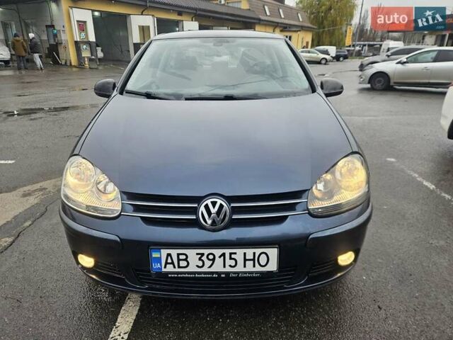 Синій Фольксваген Гольф, об'ємом двигуна 1.39 л та пробігом 226 тис. км за 4800 $, фото 1 на Automoto.ua