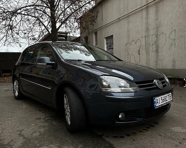 Синий Фольксваген Гольф, объемом двигателя 1.39 л и пробегом 230 тыс. км за 5500 $, фото 6 на Automoto.ua