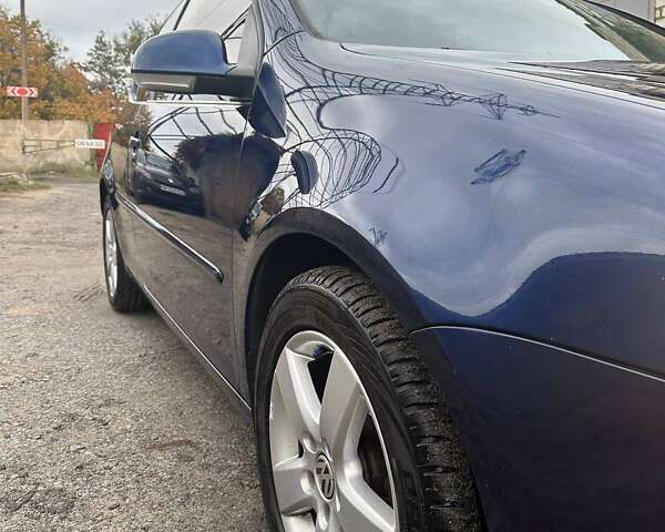 Синий Фольксваген Гольф, объемом двигателя 1.4 л и пробегом 235 тыс. км за 4600 $, фото 10 на Automoto.ua