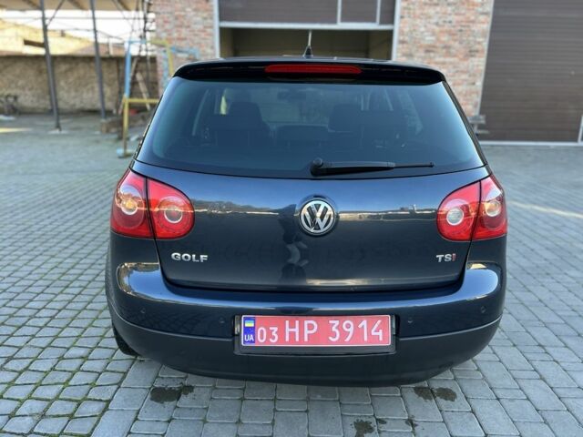 Синий Фольксваген Гольф, объемом двигателя 1.4 л и пробегом 200 тыс. км за 5499 $, фото 4 на Automoto.ua